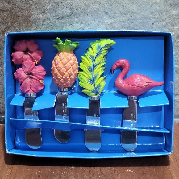 Summer Living Set of 4 Cheese Butter Spreaders Resin Handle Stainless Steel - Picture 2 of 9